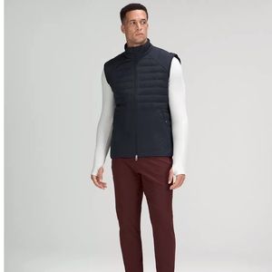 Lululemon Down For It All Men’s Black Vest